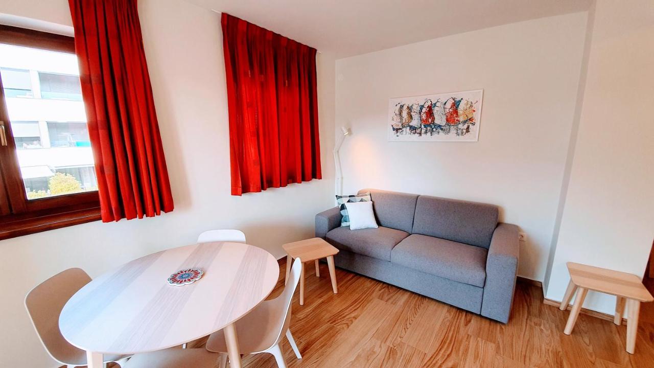 Luxury Apartment - Few Minutes From The Sea Poreč Buitenkant foto